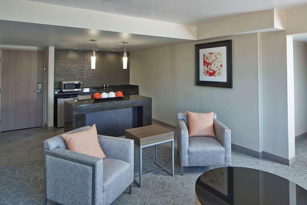 מלון Doubletree By Hilton Atlanta Perimeter דאנוודי חדר תמונה
