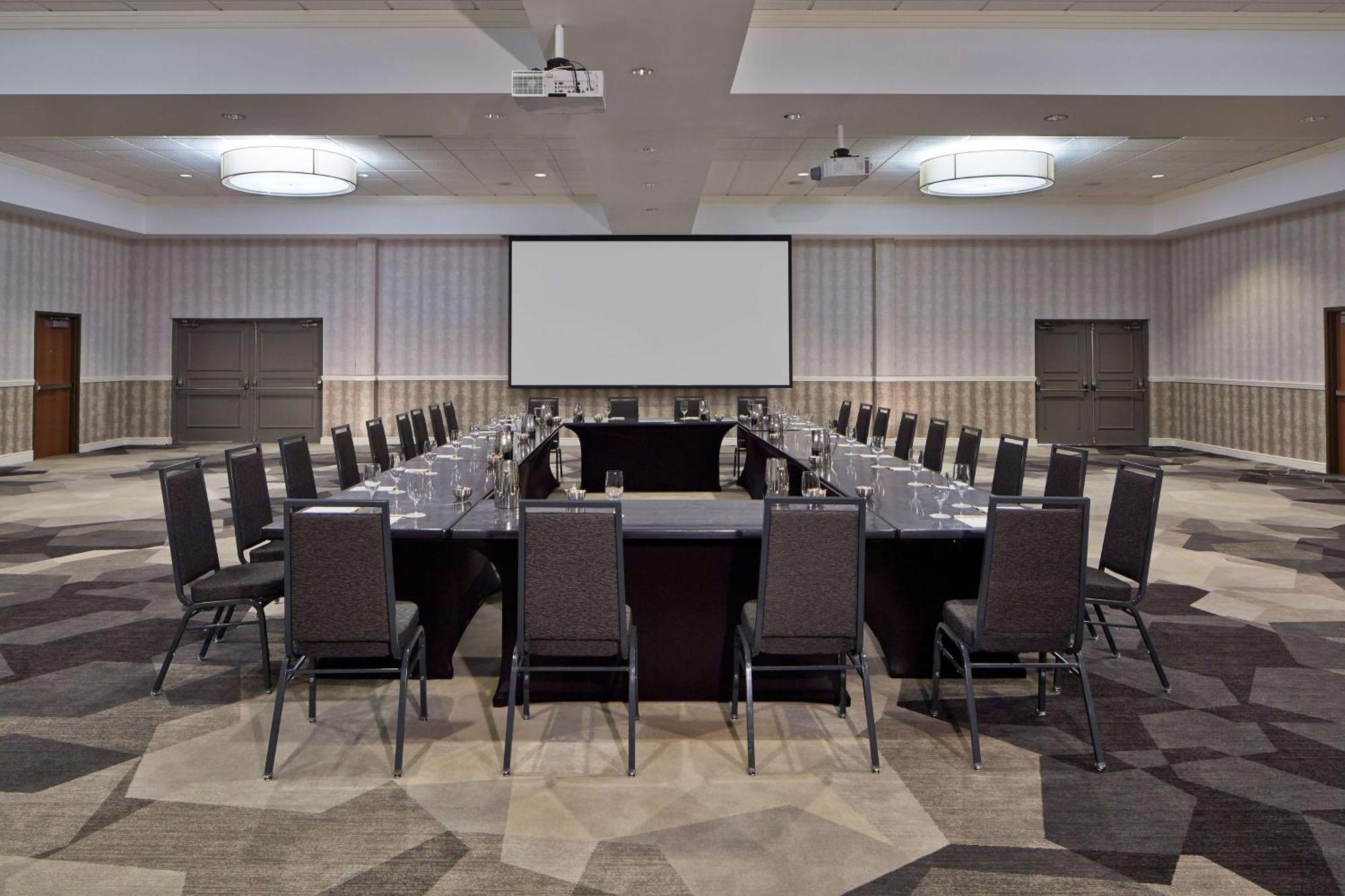 מלון Doubletree By Hilton Atlanta Perimeter דאנוודי מראה חיצוני תמונה