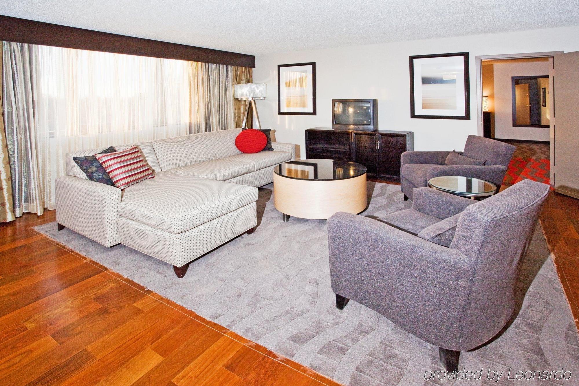 מלון Doubletree By Hilton Atlanta Perimeter דאנוודי חדר תמונה